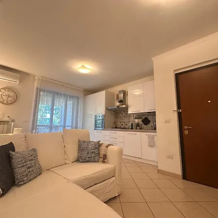 Camilla House - Parking & Relax