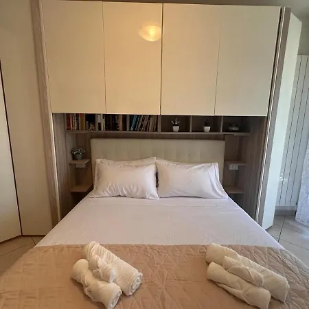Camilla House - Parking & Relax * Montesilvano Marina