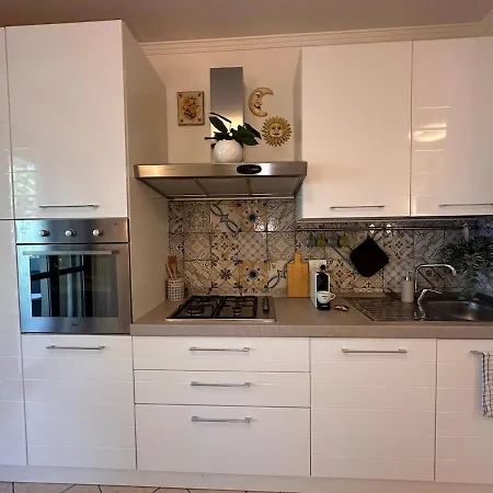 Camilla House - Parking & Relax Appartement