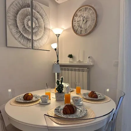 Camilla House - Parking & Relax Appartement *